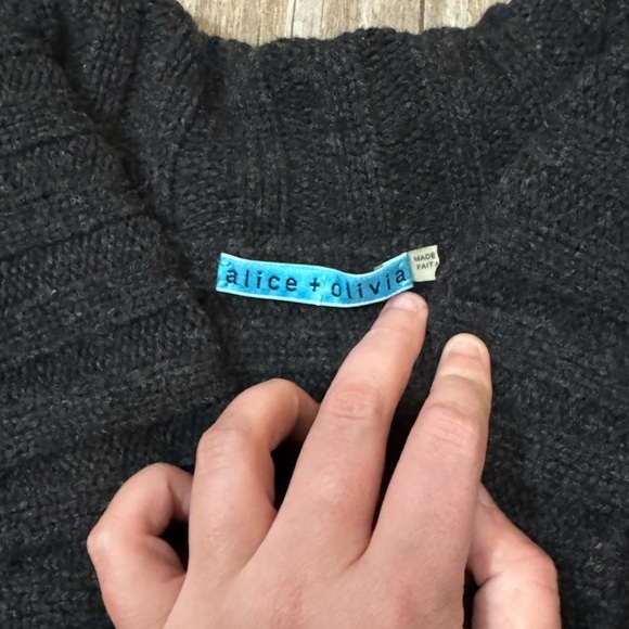 Excellent condition. 100% wool - Picture 4 of 4